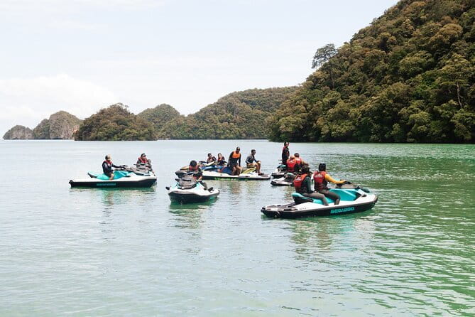 2 Hours Jet Ski Tour Rookie Package - Pulau Singa Besar and the open-water ride