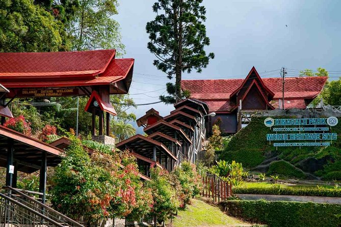 2d1n Kinabalu Park & Poring Canopy Walk & Desa Cow Farm Tour - Poring Hot Springs: warm water and a busy afternoon