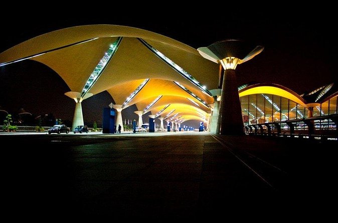 Airport Pickup / Drop off KLIA & KLIA 2 - What the $37 price really covers