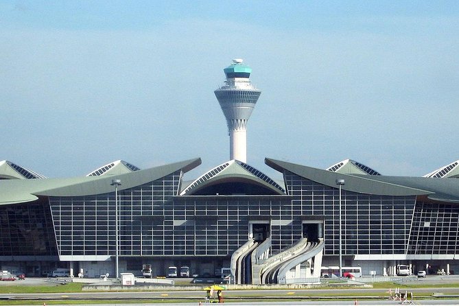 Airport Transfer Private From/To KLIA, KLIA2 - A private ride from KLIA or KLIA2 to your hotel