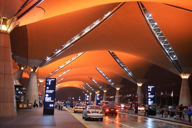 Airport transfer - What the one-hour ride is really like