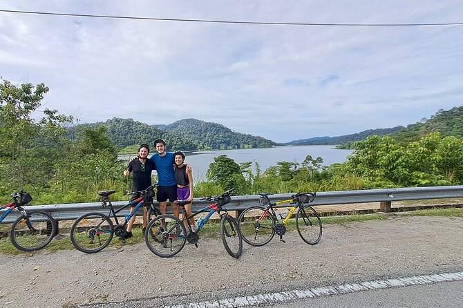 Backcountry Cycling - Breakfast in Hulu Langat before the ride