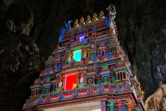 Batu Caves and Sari Experience with Batik Workshop - Why this Batu Caves outing feels different