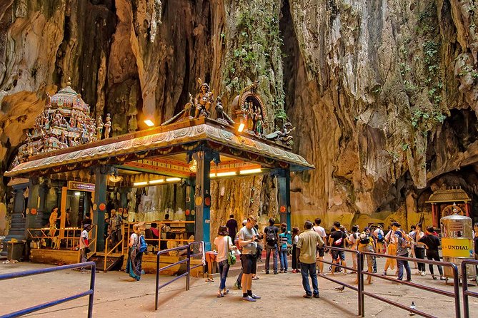 Batu Caves, Royal Selangor Pewter and Batik Factory Tour - The driver-guide can make or break the morning