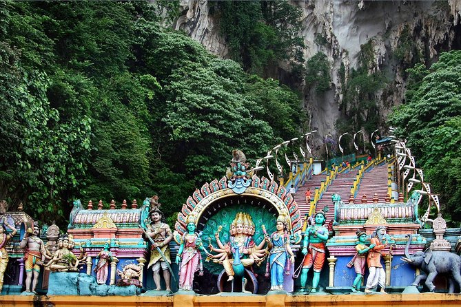 Batu Caves Tour from Kuala Lumpur - What the private vehicle adds