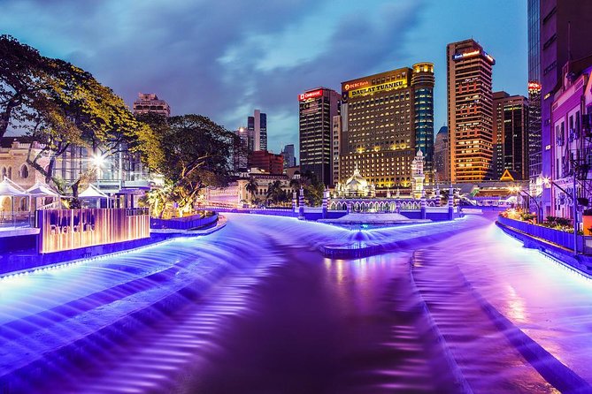 Best of KL at Night – Iconic Sights, Local Life & City Lights - Chinatown and Petaling Street in 30 minutes
