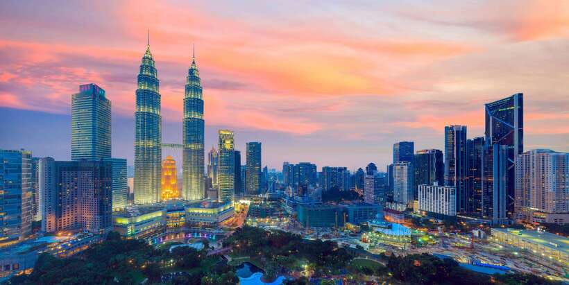 Best of Kuala Lumpur Tour with Twin Tower Entry - A full day that links Malaysia’s many faces