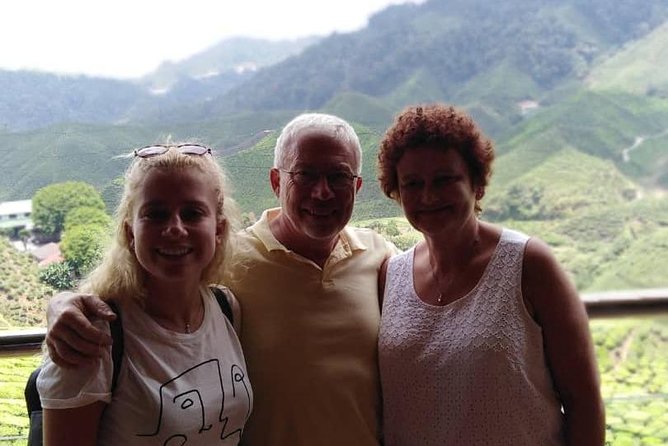 Cameron Highland Day Tour From Kuala Lumpur With Lunch Local food - Kea Farm Market brings local produce into the day