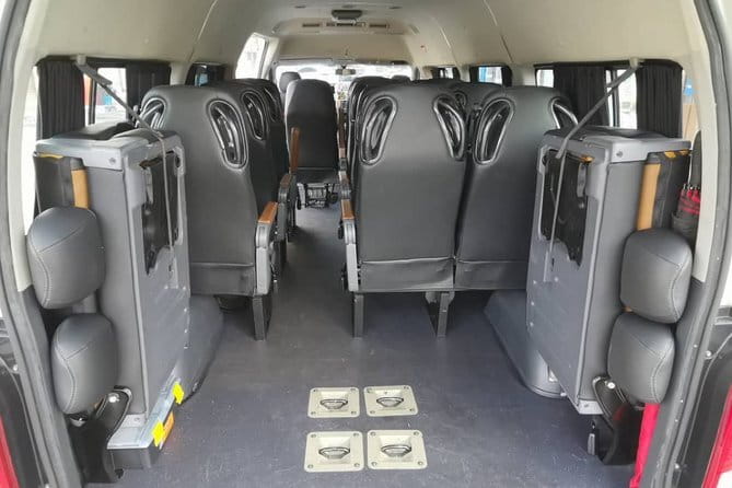 ~Chauffeur: Johor Bahru to Singapore Van Transfer - Choosing your pickup point in Johor Bahru