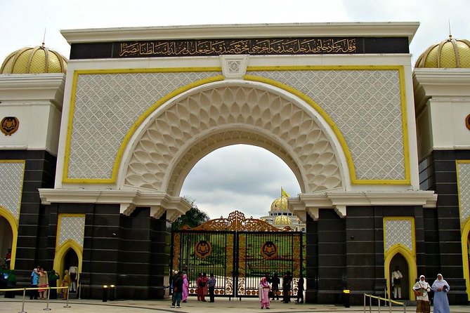 Cruise Shore Excursions: Port Klang - What lunch and the price really include
