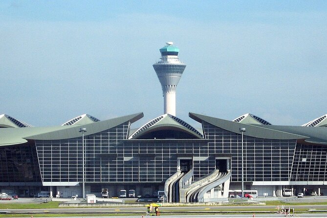 Departure Transfer : Kuala Lumpur City to Kuala Lumpur International Airport - Why this airport ride matters in Kuala Lumpur