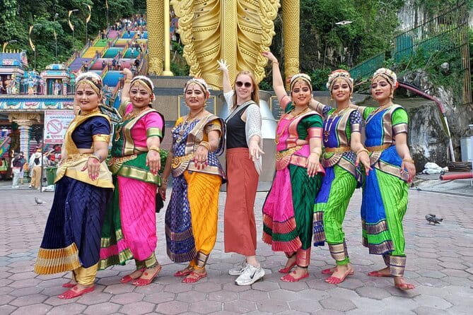 First Day : Arrival Transfer with Batu Caves Highlights Tour - Turning airport time into your first Kuala Lumpur outing