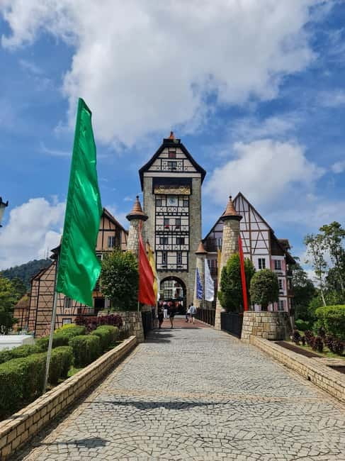 From Kuala Lumpur: Bukit Tinggi Private Day Trip - Food, clothing, and simple practical details