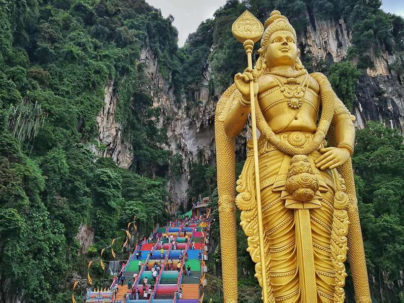From Kuala Lumpur: Colmar Tropicale and Batu Caves Day Trip - Key points to know before booking