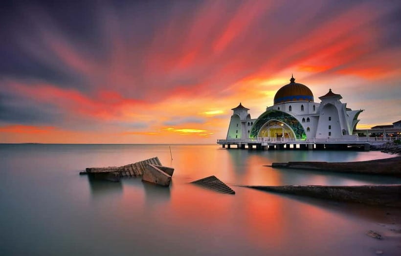 From Kuala Lumpur: Historical Private Malacca Day Tour - Private transport, guide quality, and the price
