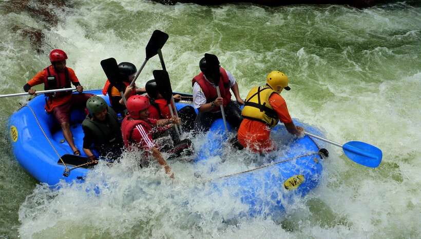 From Kuala Lumpur: Kampar River White Water Rafting - Getting ready beside the Kampar River