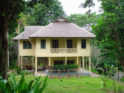 7 Unmissable Local Stops Private Tour