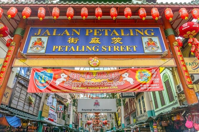 Full Day Kuala Lumpur City Tour with Petronas Twin Tower Tickets - Petronas Twin Towers and the 88th floor