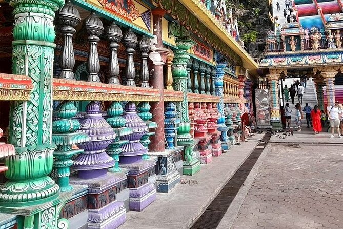 Full Day Kuala Lumpur City Tour with Petronas Twin Tower Tickets - The River of Life and Jamek Mosque