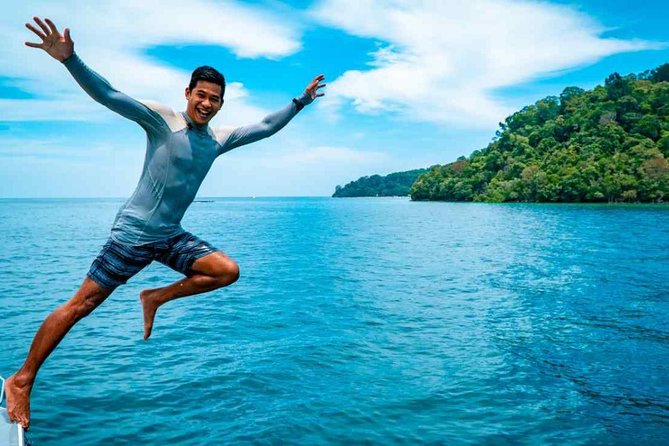 Fun Boat Snorkeling and Island Visit from Kota Kinabalu - What the PADI-certified instructors add