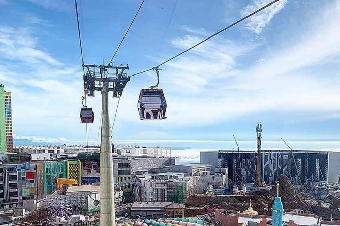 Genting Highland Full Day Tour :Exclusive Deal - SnowWorld and Ripley’s Odditorium