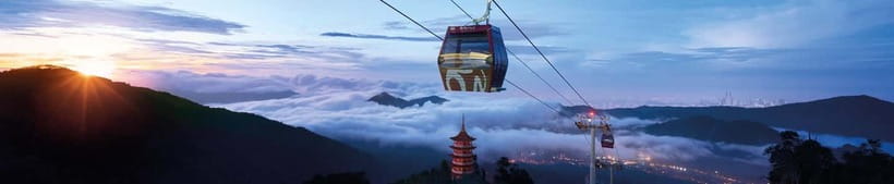 Genting Highland: Premium Outlets Cable Car - The 10-minute ride from Awana Station