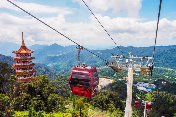 Genting Highlands & Batu Caves Day Tour + Chin Swee Temple - Two very different sides of Malaysia in one day