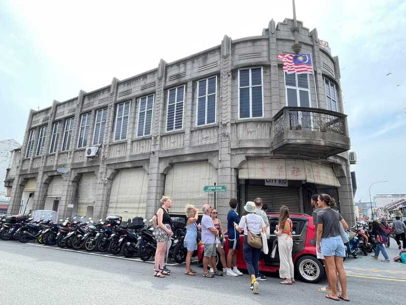 George Town: Heritage Walking Tour with Street Food Tasting - Penang food beyond the famous dish list