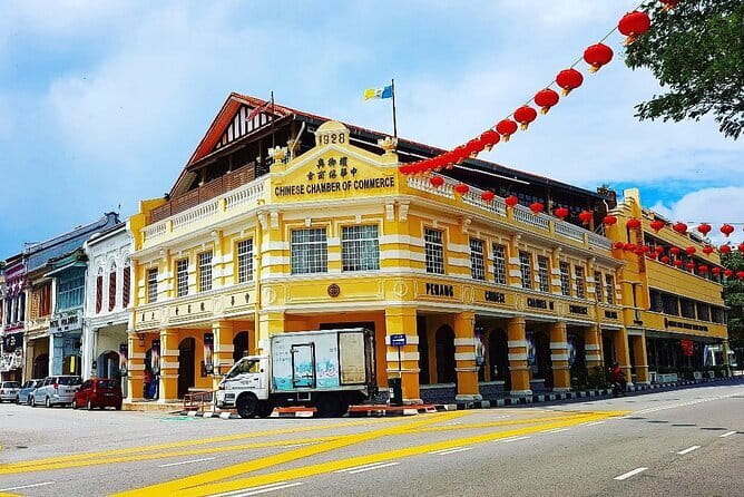 Georgetown Highlights Half Day Penang City Tour(5 hours) - Street art offers a fast photo stop