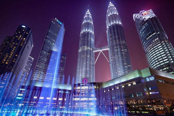Glittering Night at Lake Symphony, River of Life & Saloma Bridge - Chinatown at night: food, bargaining, and a quick look