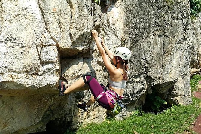 Half-Day Guided Rock Climbing in Batu Caves, Malaysia - Heat, clothing, and what to bring