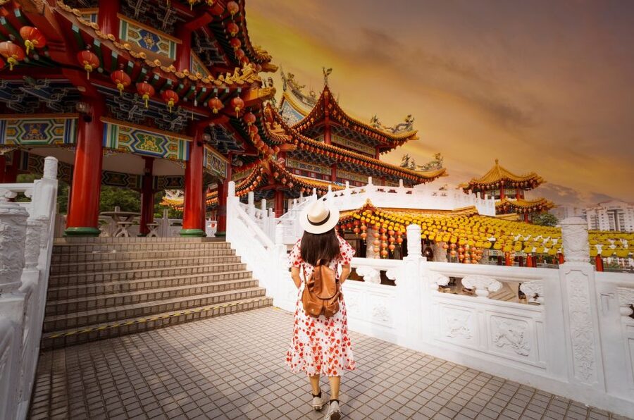 Half-Day Kuala Lumpur Exploration Tour - The National Mosque requires respectful clothing