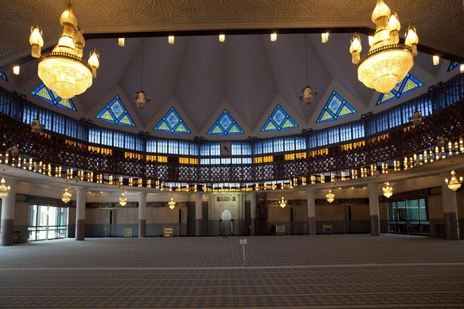 Immerse Yourself in Kuala Lumpur Heritage on a Night Tour - Petronas Twin Towers provide the big finish