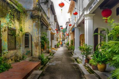 Ipoh Heritage & Orang Utan Island Day Tour from Kuala Lumpur