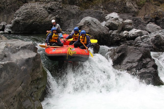 Kiulu River Water Rafting Day Tour from Kota Kinabalu - Two hours and 7 to 8 km on the Kiulu River