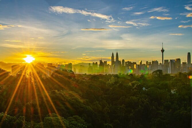 KL Tower Atmosphere 360 Revolving Dinning Experience - Dress code and small details that matter