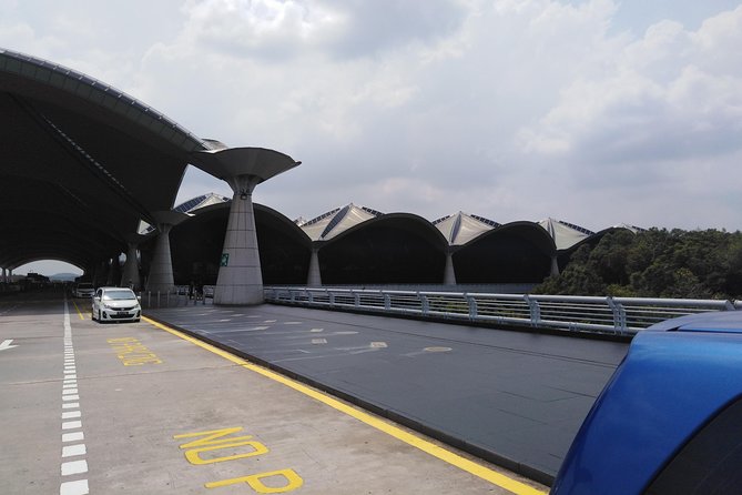 KLIA - Airport Transfers - A private vehicle for up to four people