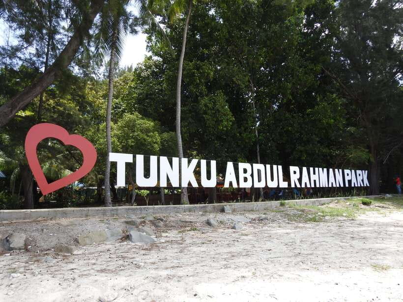 Kota Kinabalu: Island Hopping with Snorkeling & Meal - Getting Started at Jesselton Point