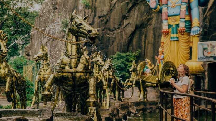 Kuala Lumpur Adventure:Kanching Falls, Ramayana & Batu Caves - What the private vehicle adds