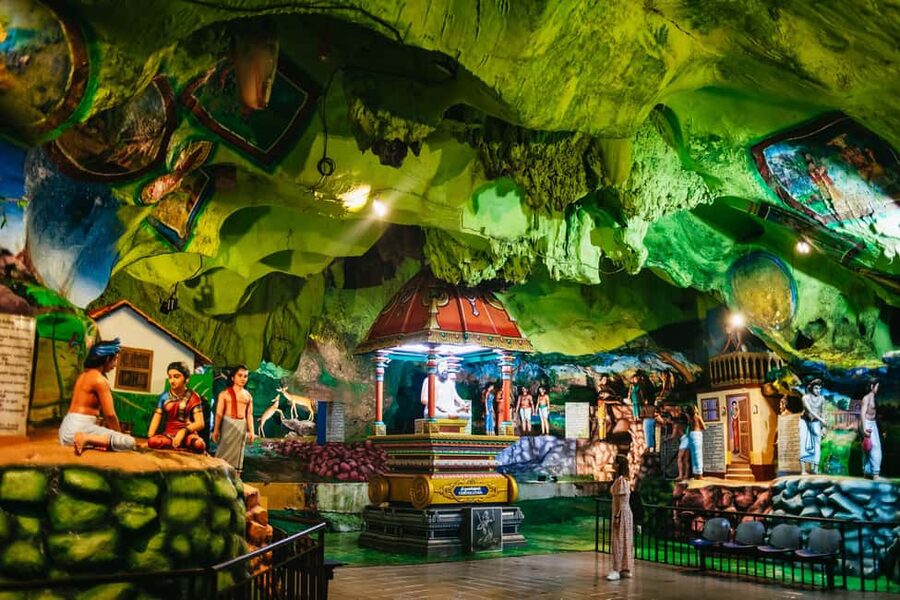 Kuala Lumpur: Batu Caves Half-Day Tour with Pick-Up Option - Inside the main cave and Hindu shrines