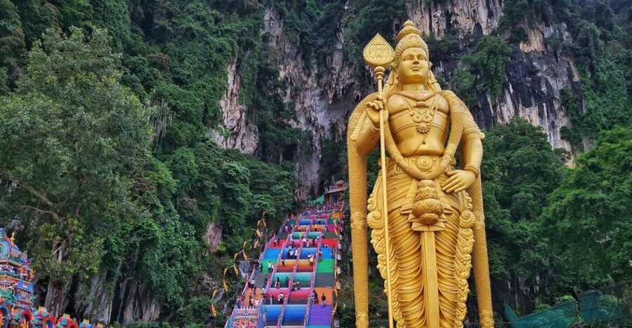 Kuala Lumpur: Batu Caves Half-Day Tour with Pick-Up Option - What the guides add to the day