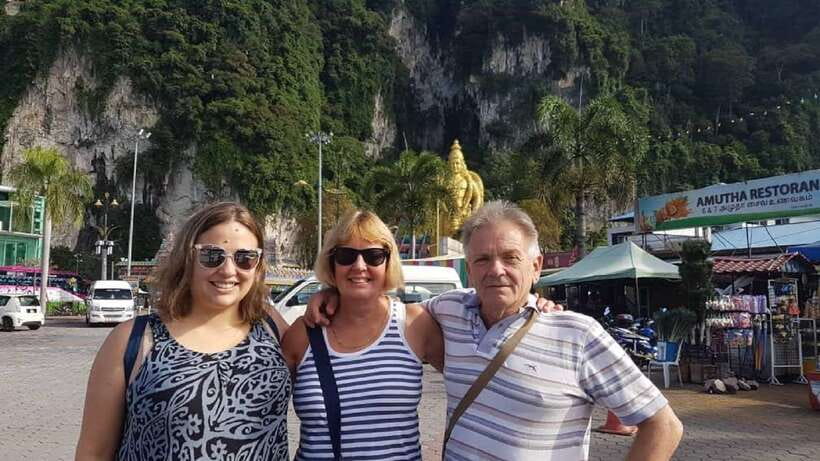 Kuala Lumpur: Batu Caves & Historic Buildings Tour - Petaling Street, Chinatown, and the city’s food culture