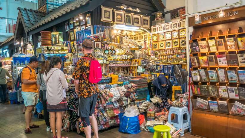 Kuala Lumpur: Batu Caves & Historic Buildings Tour - Little India and the Indian side of Kuala Lumpur
