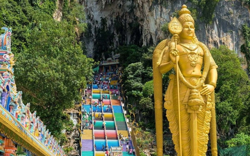 Kuala Lumpur: Batu Caves & Kuala Gandah Elephant Sanctuary - Batu Caves and the 272-step climb