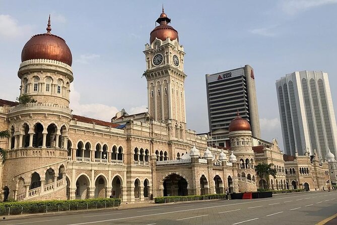 Kuala Lumpur City & Batu Caves Temple Private Tour - Batu Caves and the Hindu Temples in the Limestone