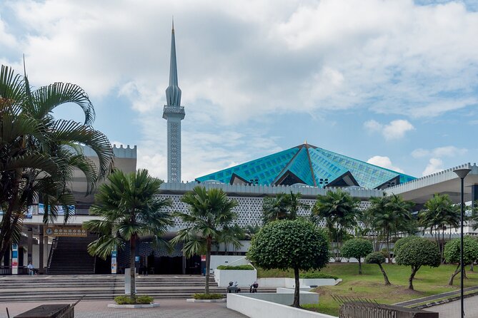 Kuala Lumpur City & Batu Caves Temple Private Tour - National Monument and Malaysia’s Struggle for Freedom