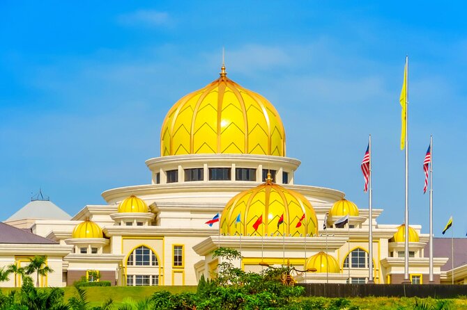 Kuala Lumpur City & Batu Caves Temple Private Tour - Petaling Street for Food, Shopping, and Street Life