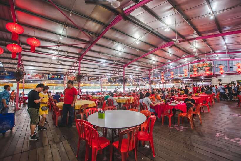 Kuala Lumpur: City Sights, Batu Caves and Fireflies Day Trip - Seafood by the river in Kuala Selangor