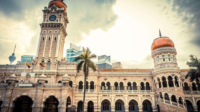 Kuala Lumpur: City Sights, Batu Caves and Fireflies Day Trip - Merdeka Square and the rivers of old Kuala Lumpur