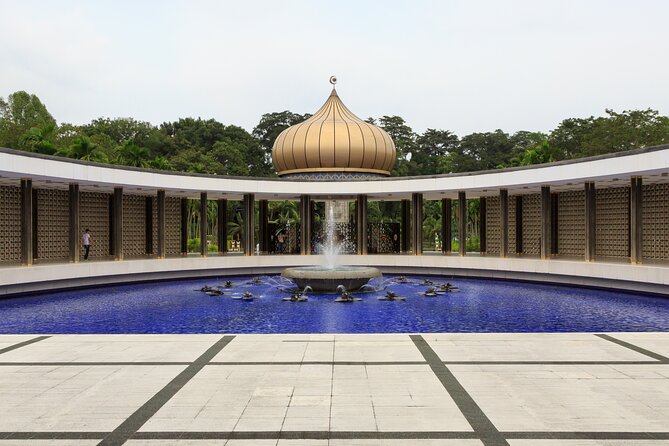 Kuala Lumpur City Tour Full Day 8 hours - Central Market, Chinatown, and Brickfields